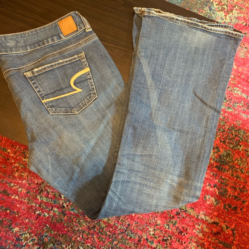 {American Eagle} Jeans blue stretch med wash 14